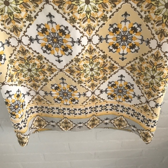 Lulus Mini dress Retro Mod Buttery soft Butter Yellow white Mozaïk print Size XS - Picture 9 of 11